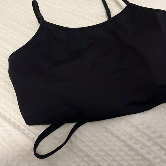 Alo Yoga Black Strappy Crop Top, Small - Picture 2 of 4